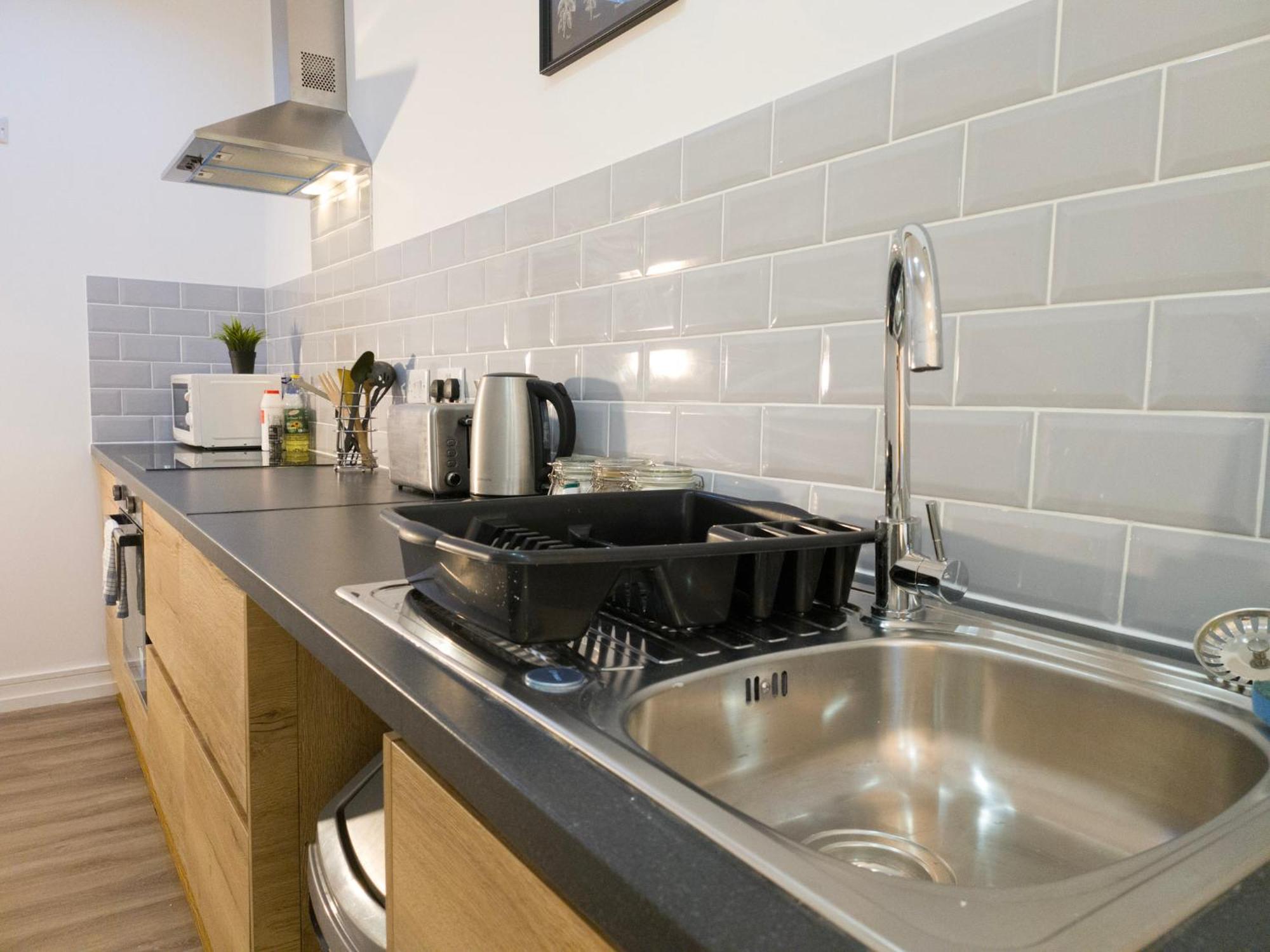 Plenty Of Parking Available; 3 Bedroom Apartment By Property Promise Cardiff Exteriér fotografie